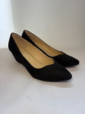 CL by Chinese Laundry Alyce Wedge Pumps in Size 7.5